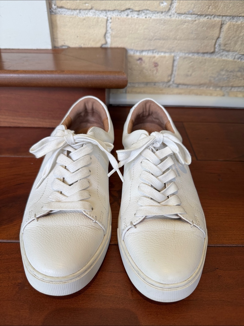 Frye Ivy Low Lace White Leather Casual Sneakers - Picture 2 of 5